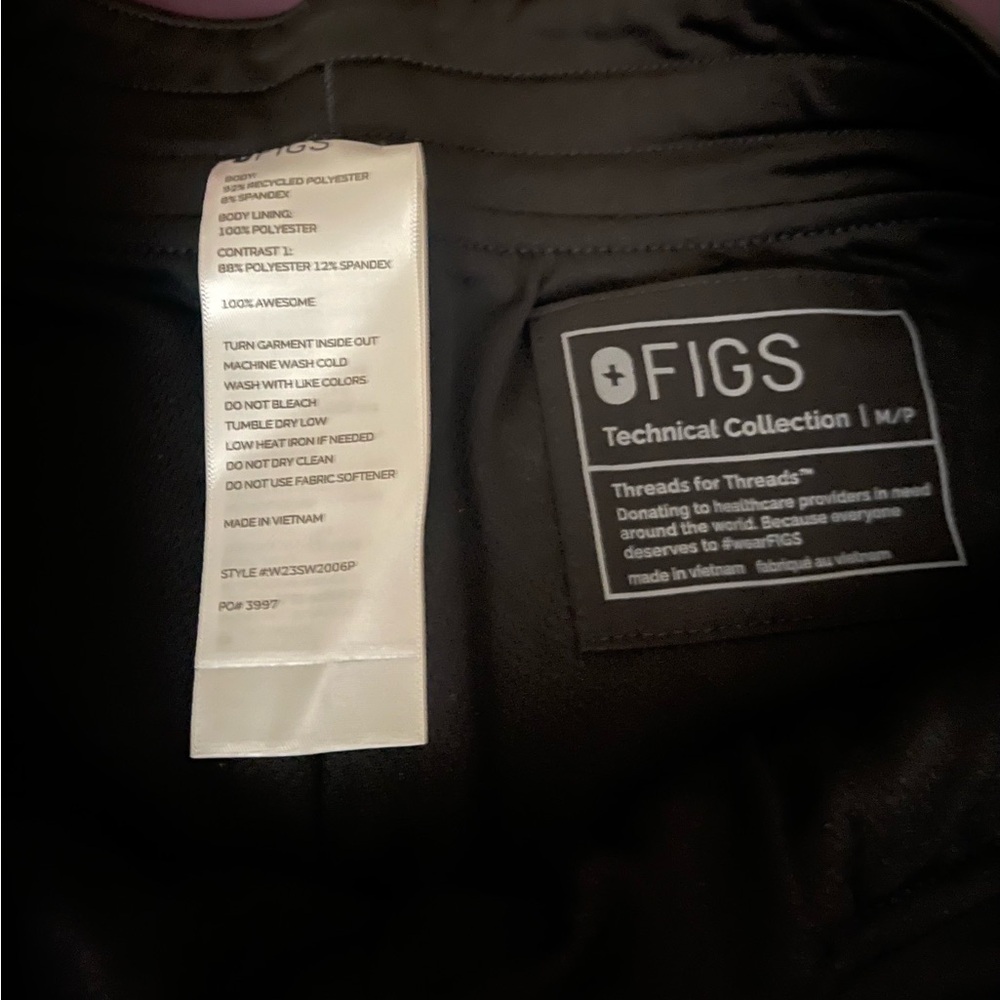 Figs scrub pants. New with tag. Med/p - Picture 2 of 4